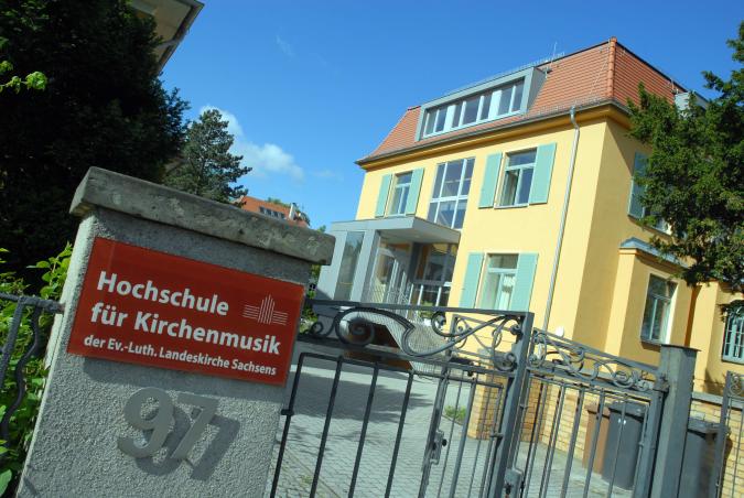 Außenansicht der Hochschule für Kirchenmusik Dresden.