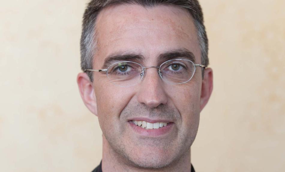 Dr. Stefan Schmaus