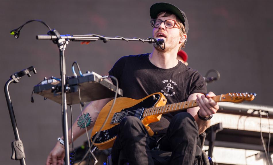 Abbildung: Musiker im Rollstuhl
