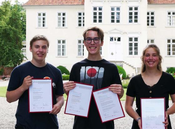 Foto: Gewinner*innen des Förderpreises
