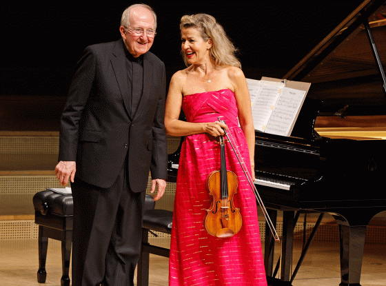 Anne Sophie Mutter mit ihrem langjährigen Klavierbegleiter Lambert Orkus